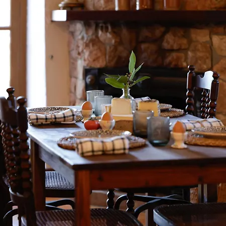 Son Pieras Country house *